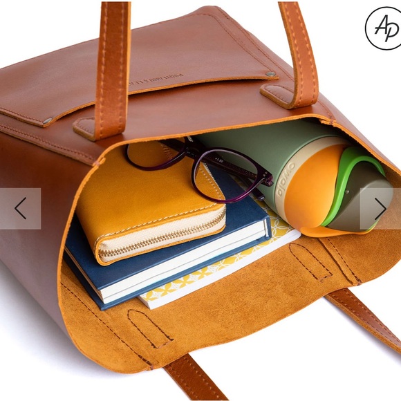 Portland Leather Juliette Small Tote Bag - Picture 6 of 7